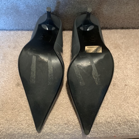 Super SEXY gray stiletto pointy toe 4” pumps from WET SEAL. Size 7.5. - Picture 9 of 9